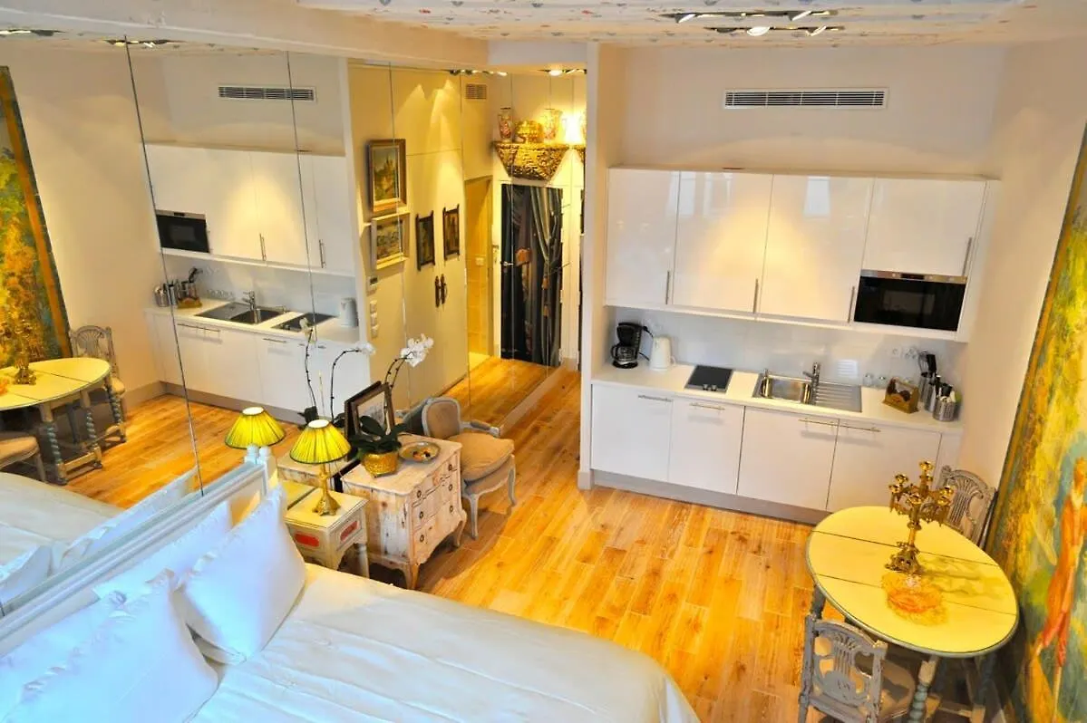 A Gem At Notre Dame Apartment Paris France